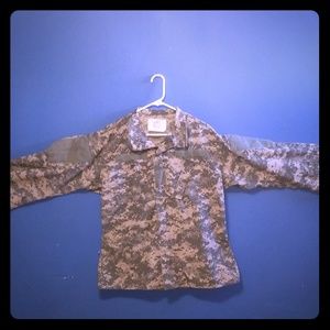 Army combat uniform top